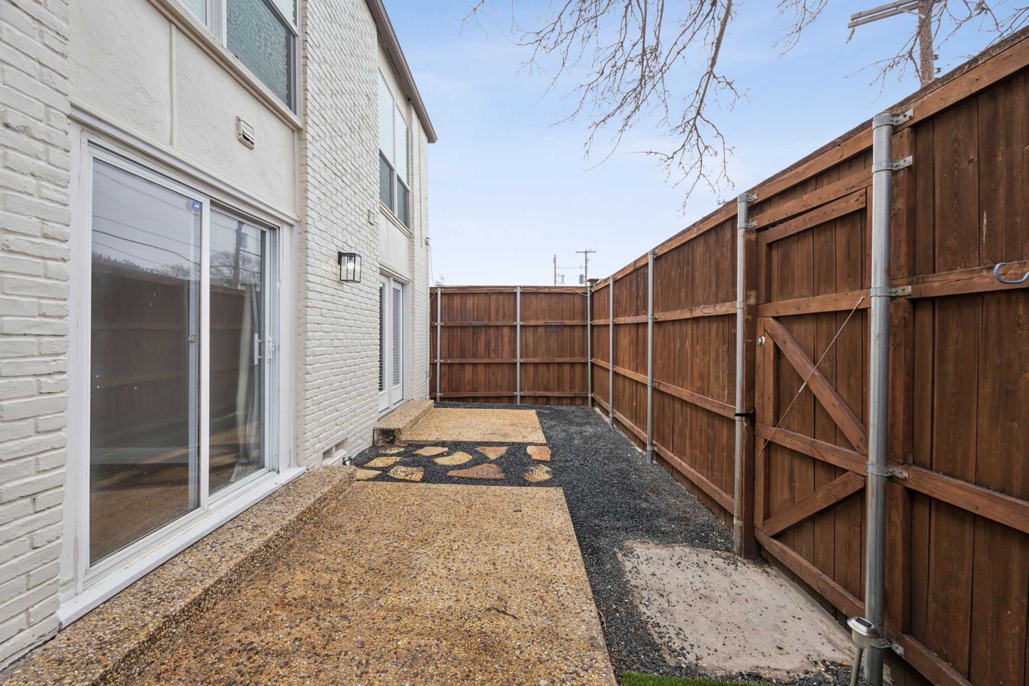 5931 E University Boulevard 123