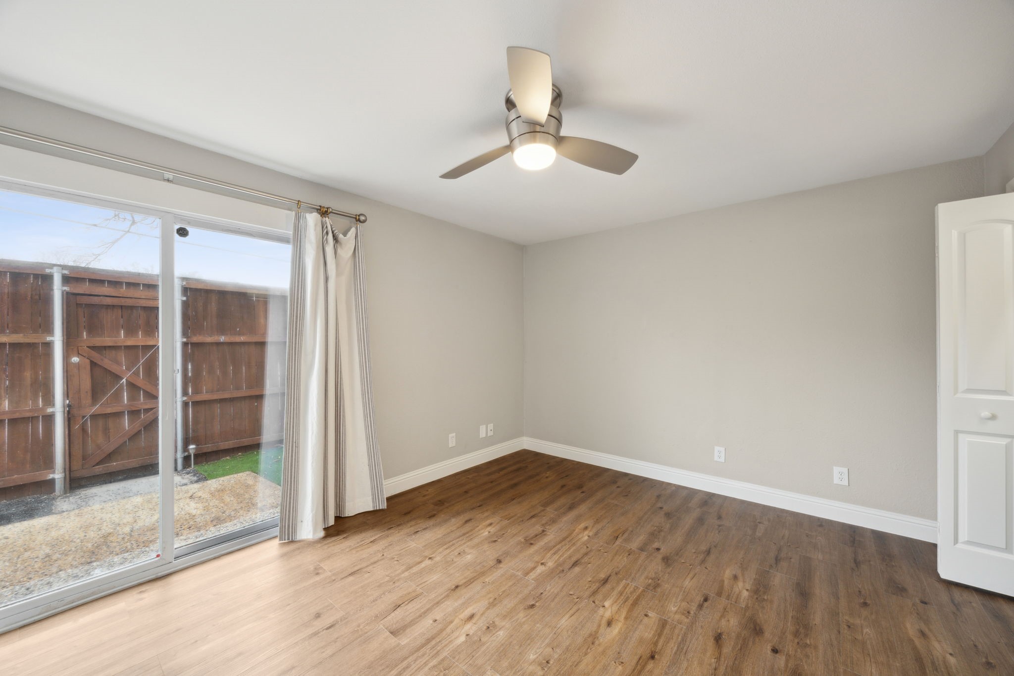5931 E University Boulevard 123