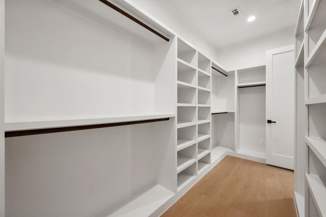 1506 Doyle
