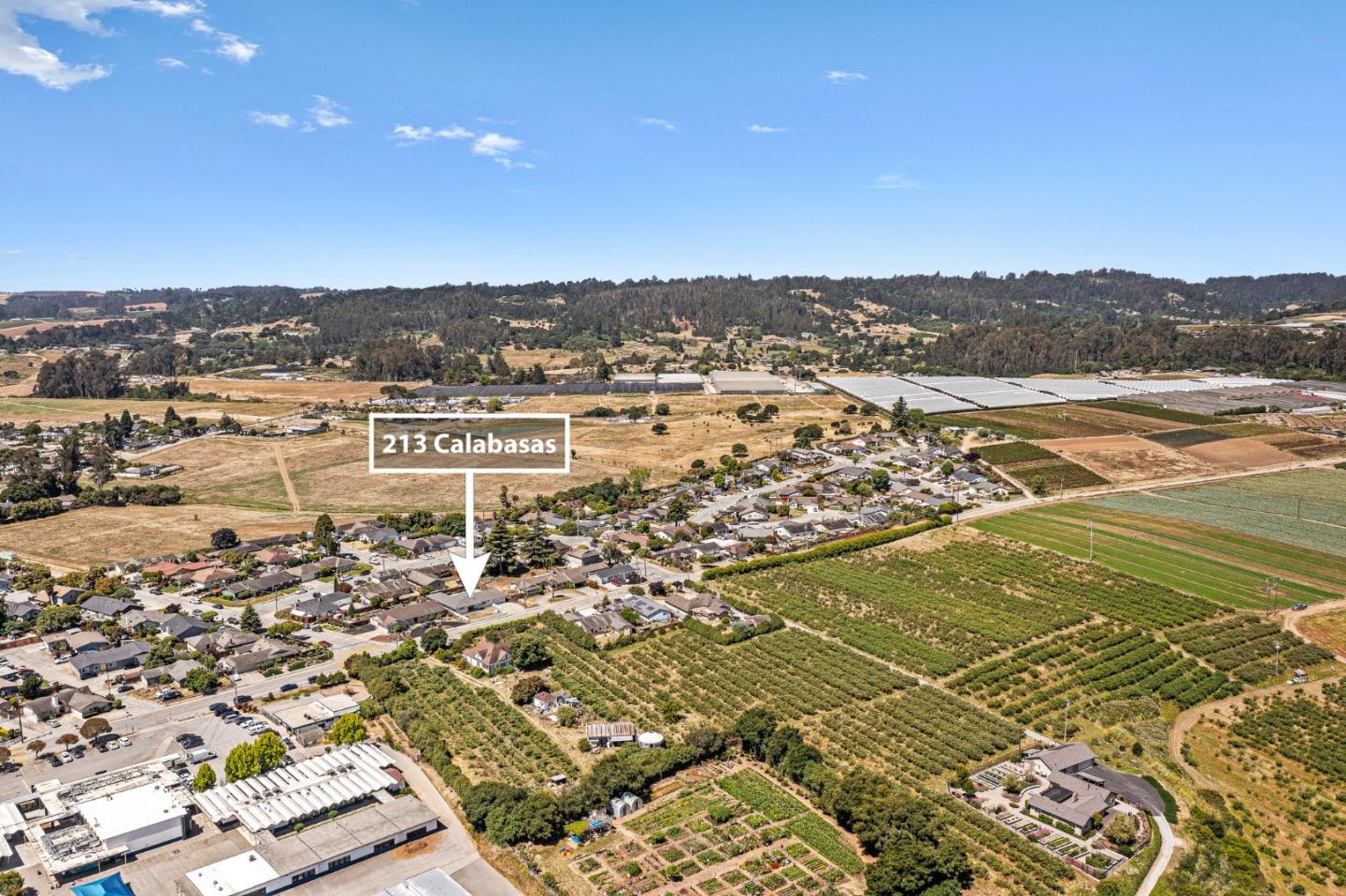 213 Calabasas RD