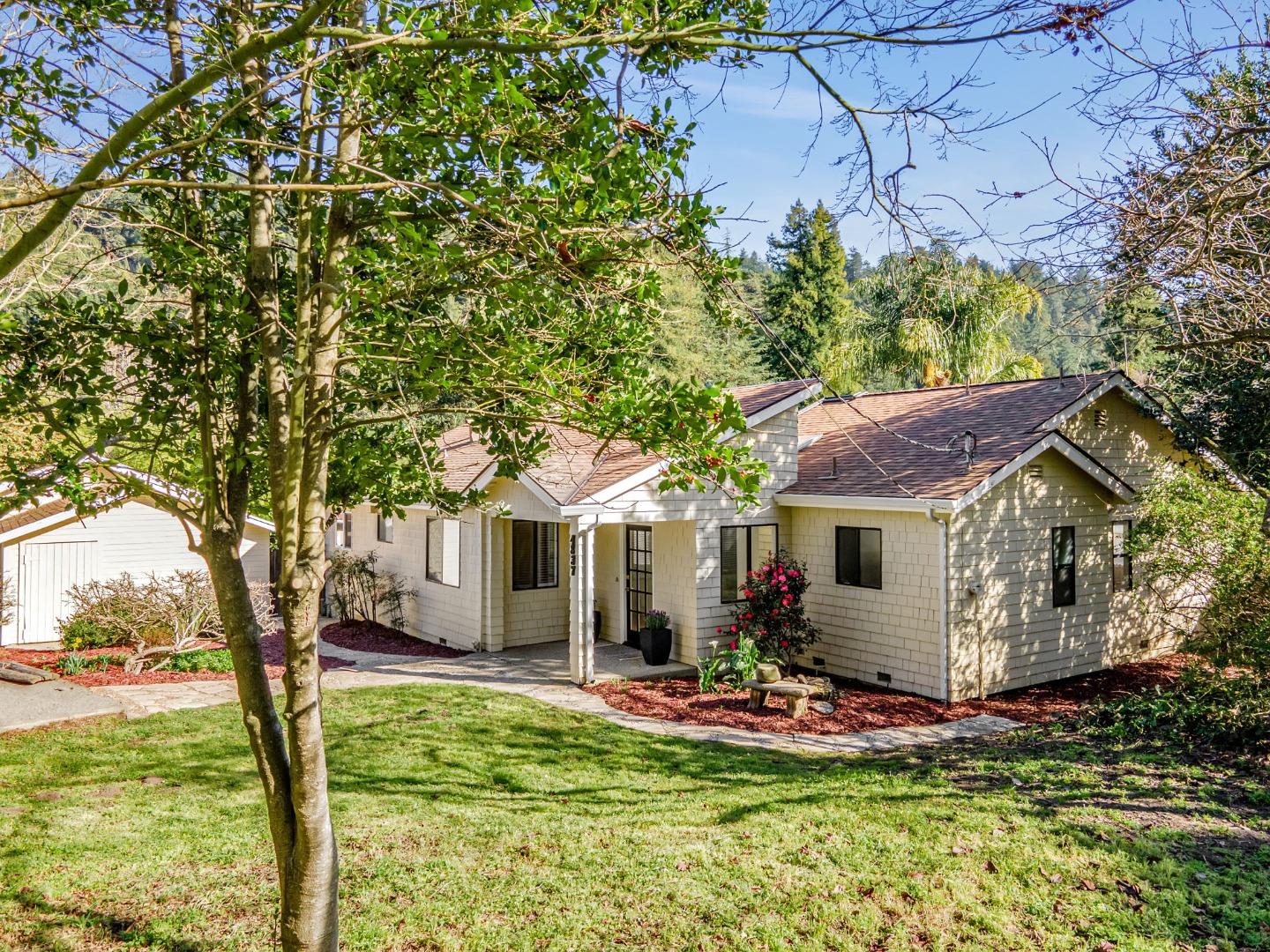 4837 Rivervale DR