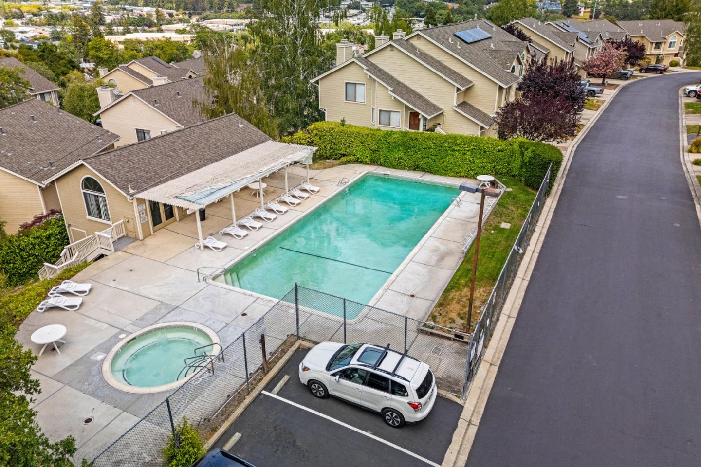 21 Horseshoe CT