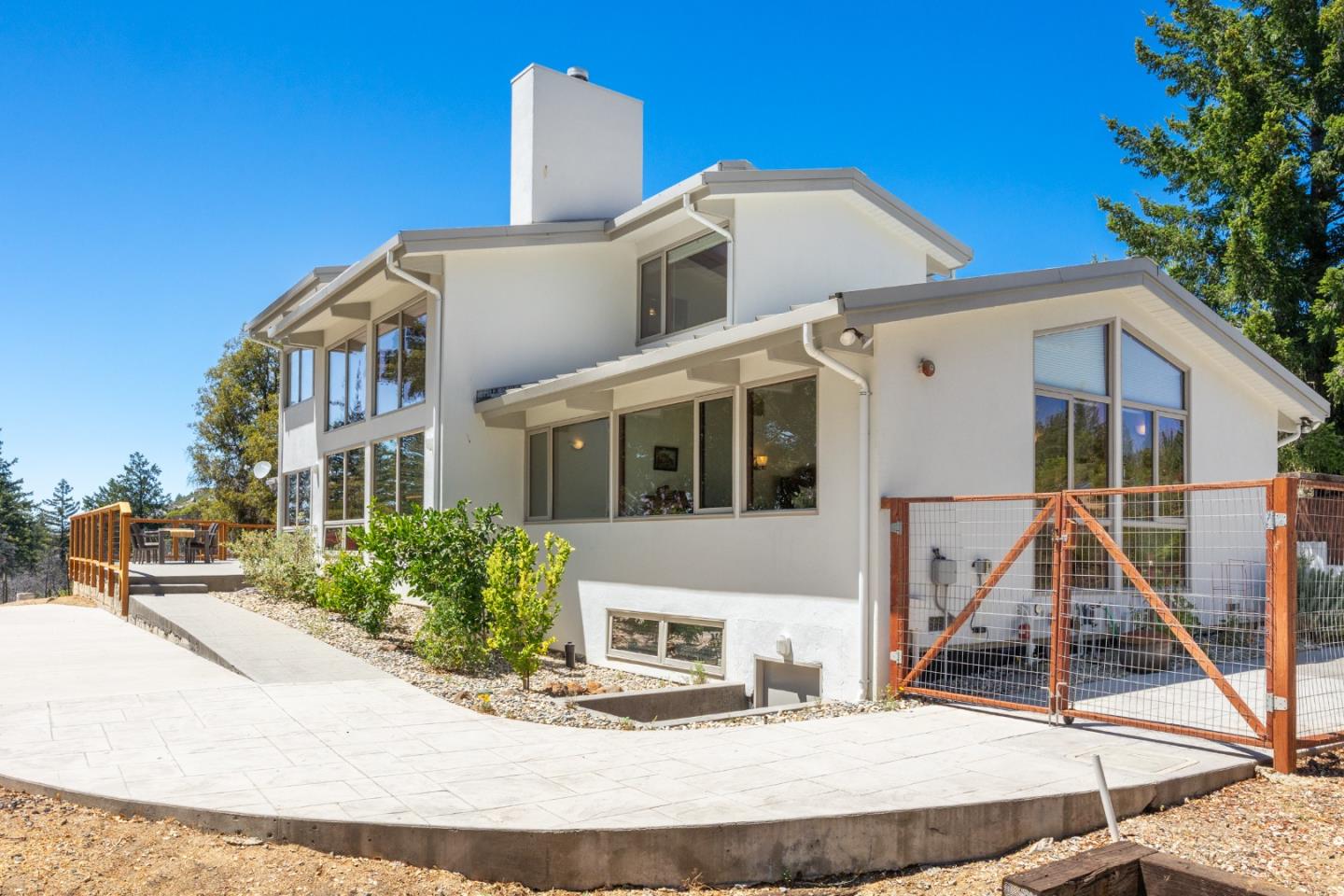 340 Twilight Lane