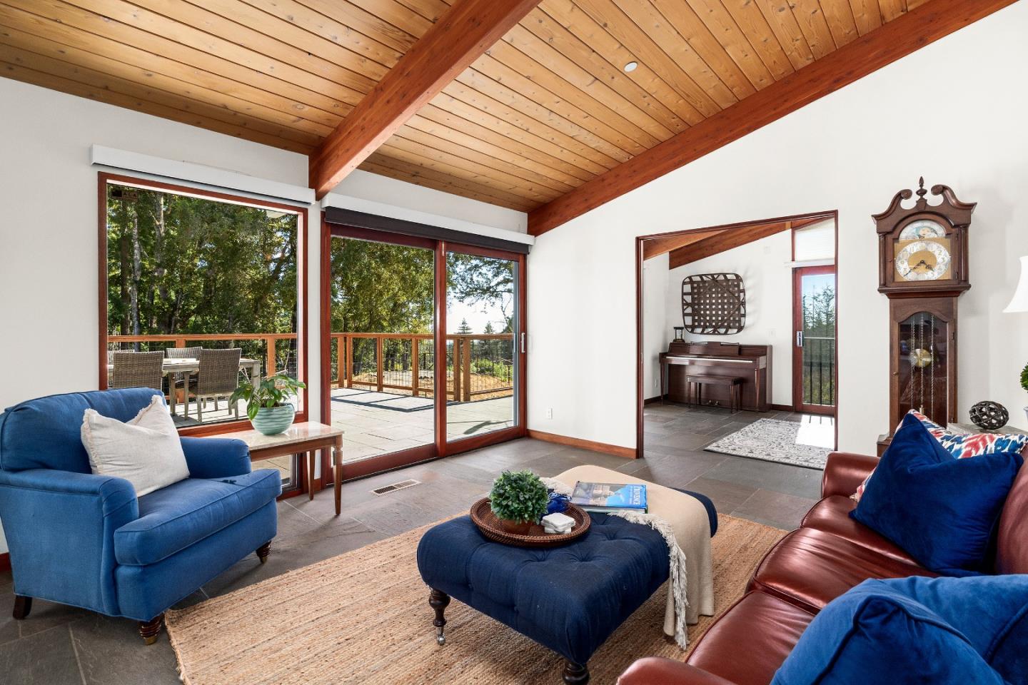 340 Twilight Lane