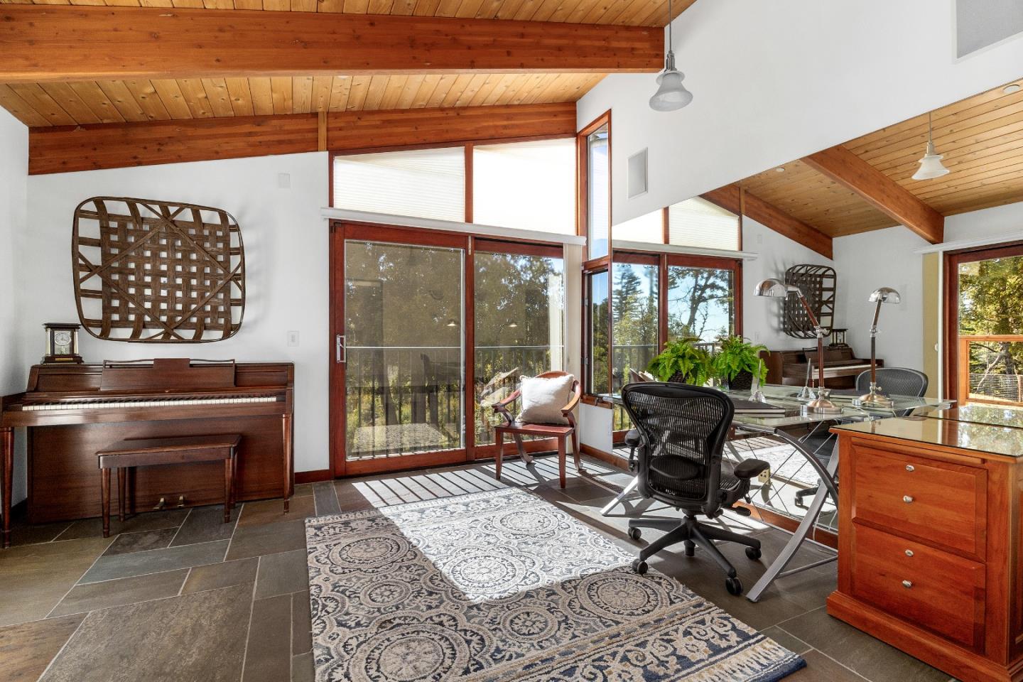 340 Twilight Lane