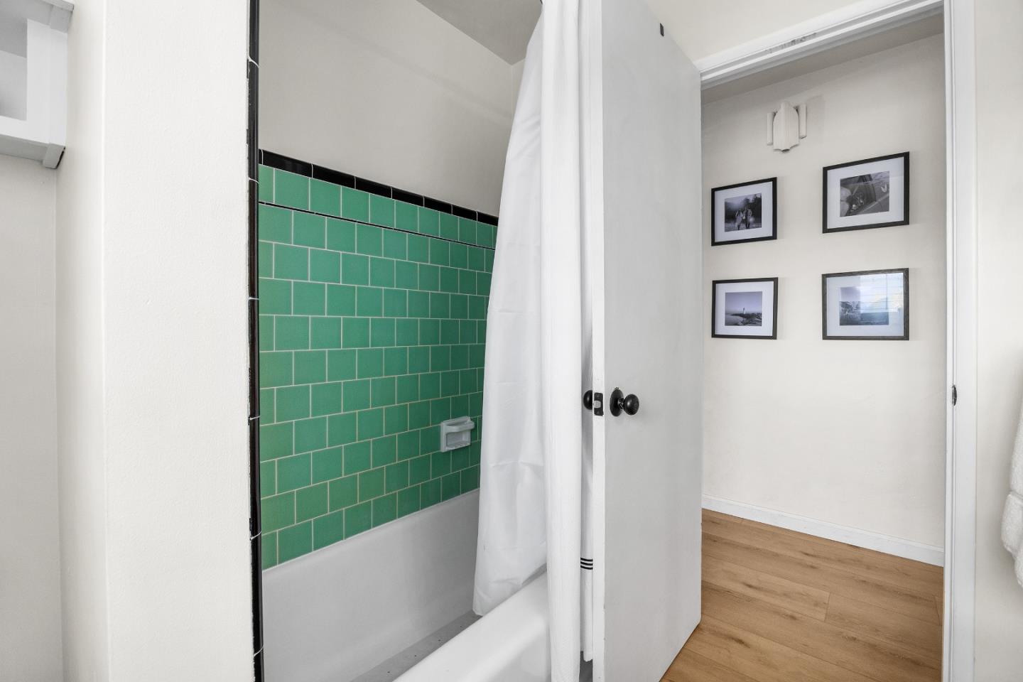 1655 Ord Grove Avenue