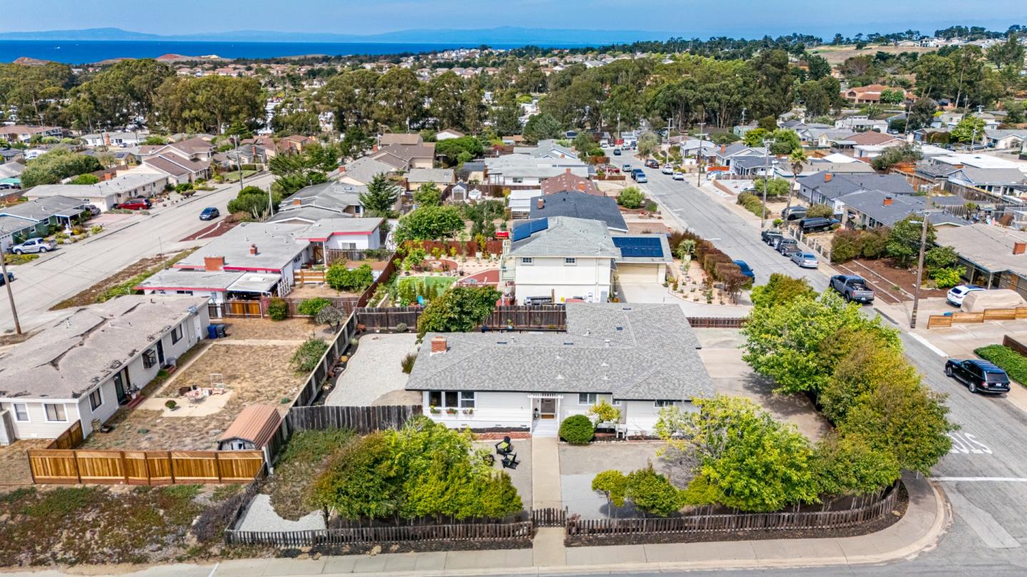 1655 Ord Grove Avenue