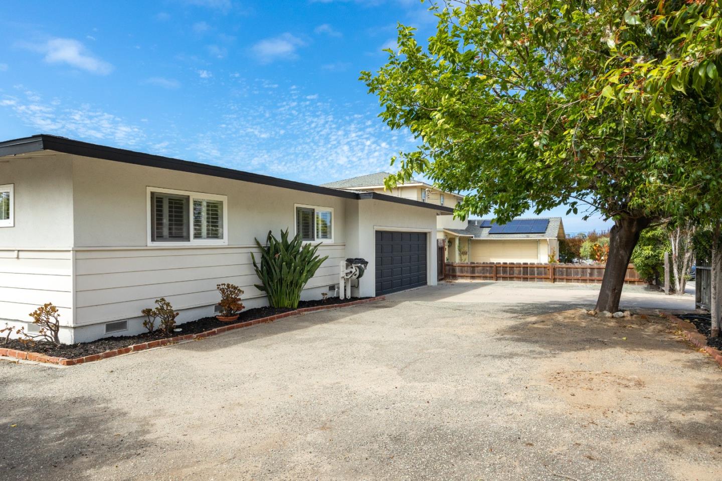 1655 Ord Grove Avenue