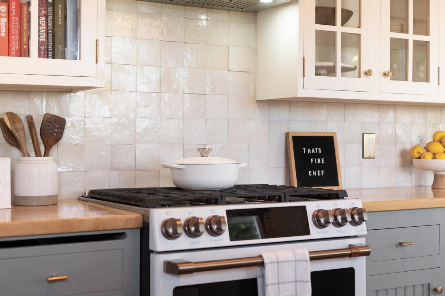 1655 Ord Grove Avenue