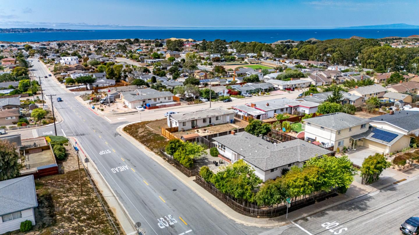 1655 Ord Grove Avenue