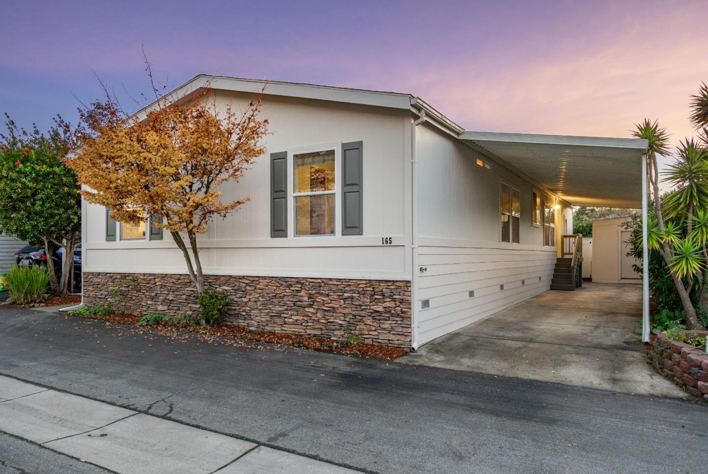 165 Anita Avenue Unit: 165