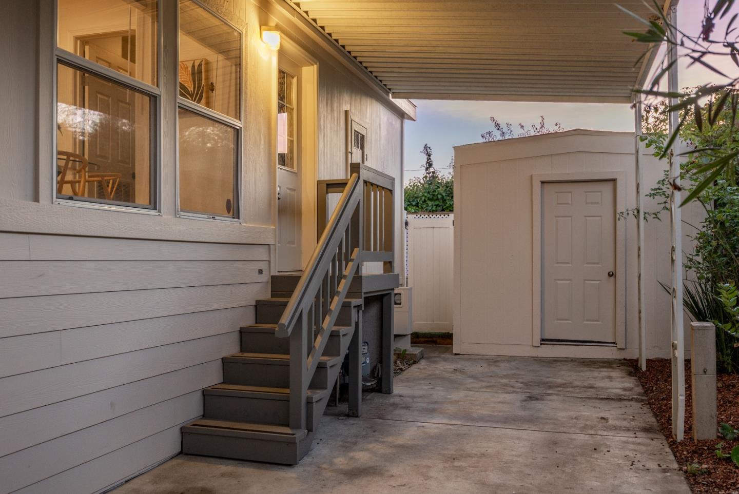 165 Anita Avenue Unit: 165