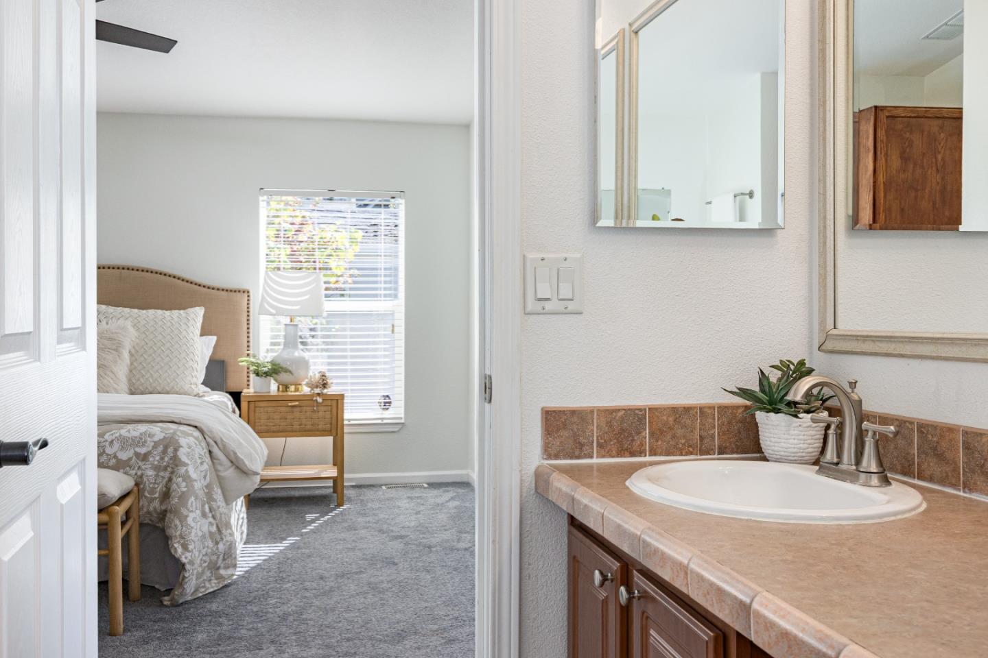 165 Anita Avenue Unit: 165