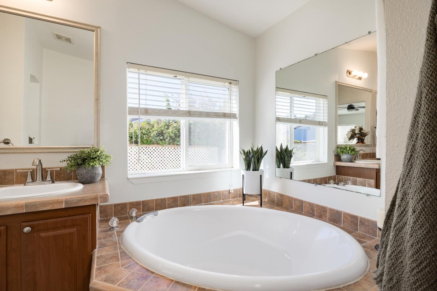 165 Anita Avenue Unit: 165