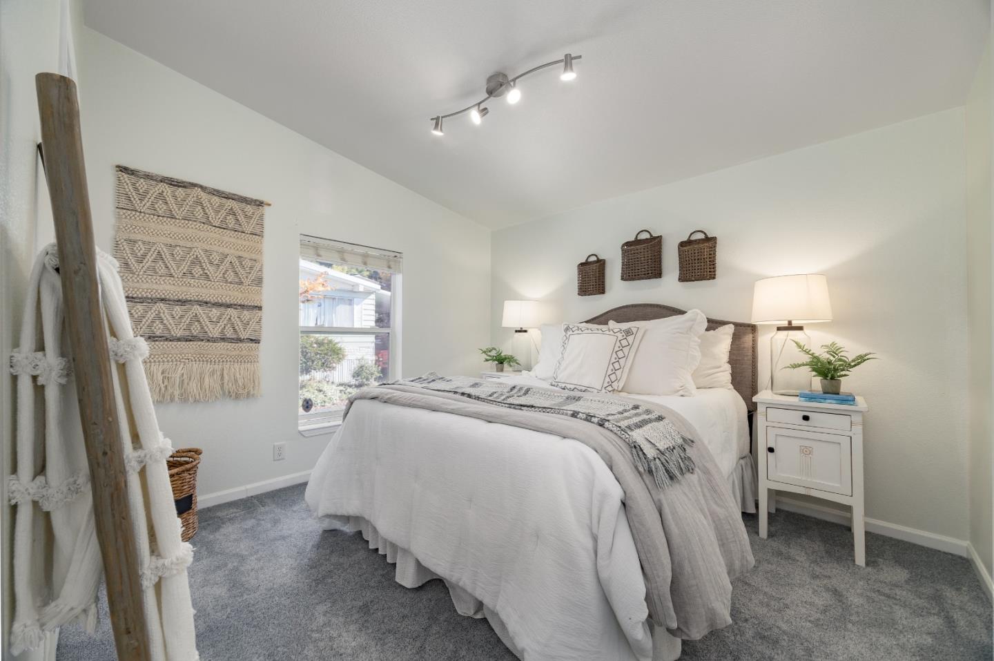 165 Anita Avenue Unit: 165