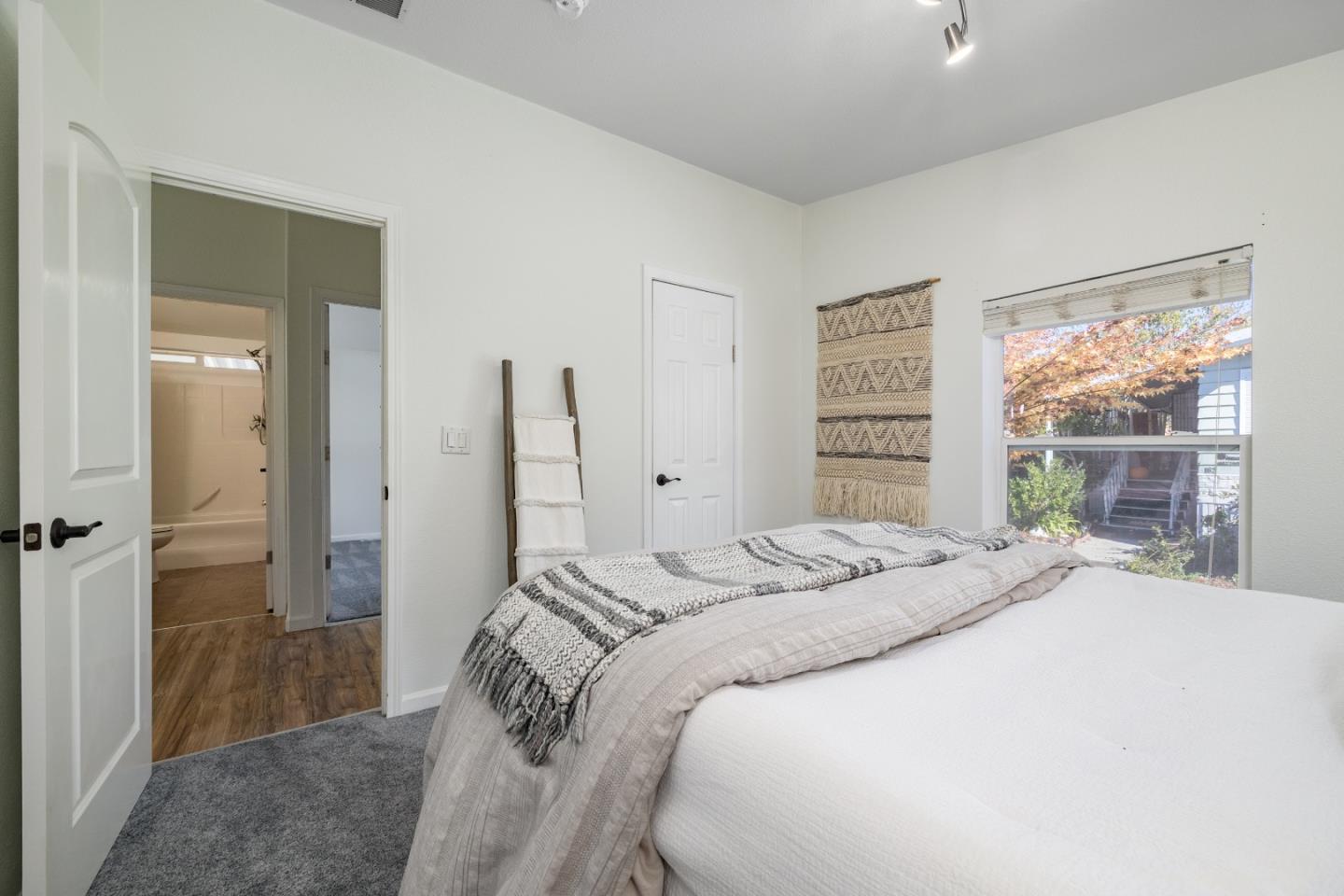165 Anita Avenue Unit: 165