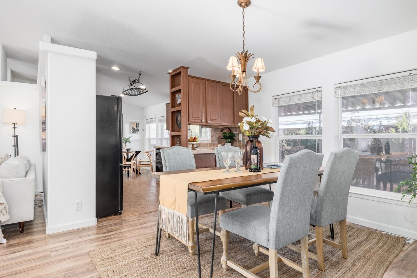 165 Anita Avenue Unit: 165