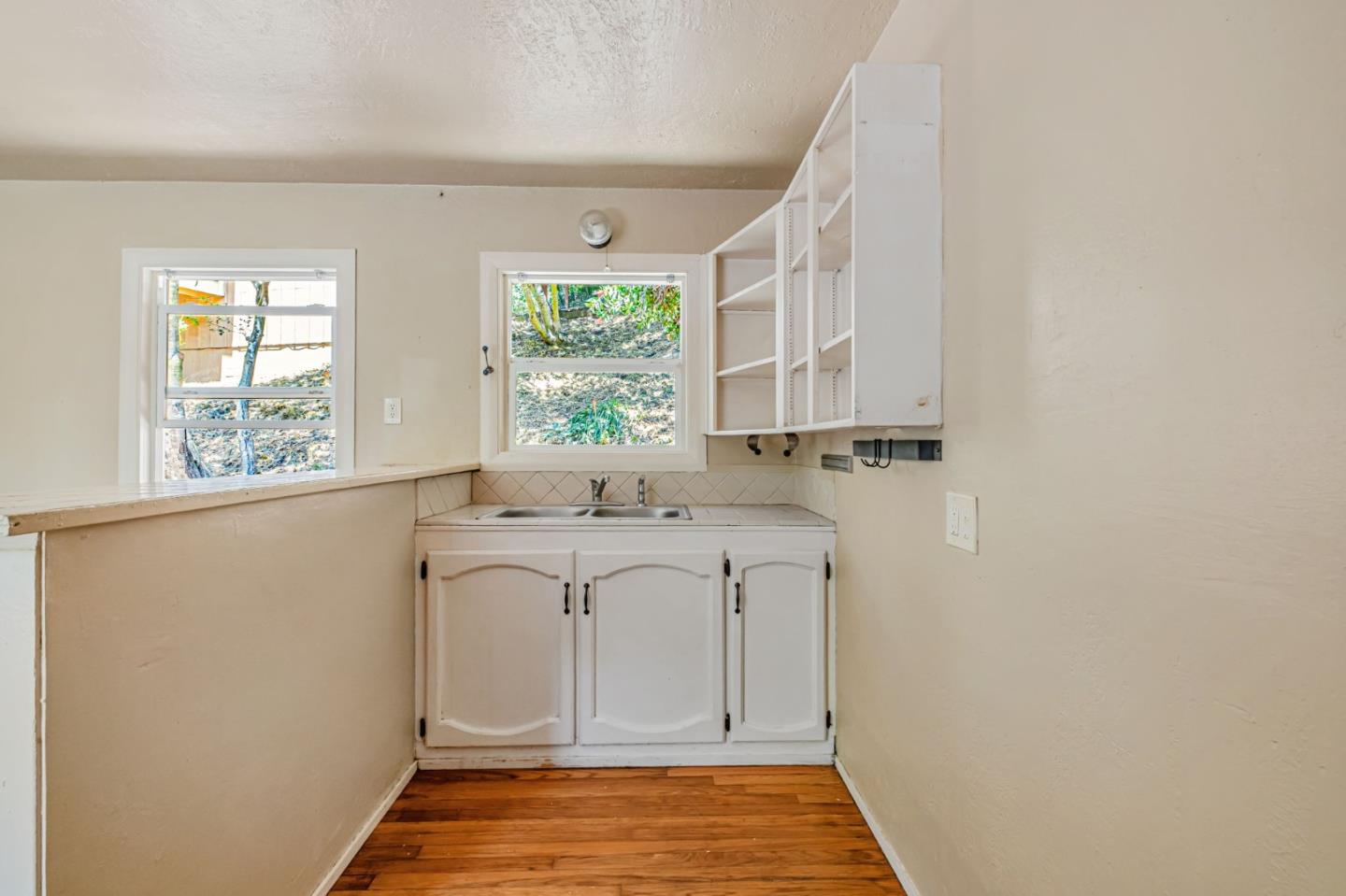 4858 Freedom Boulevard