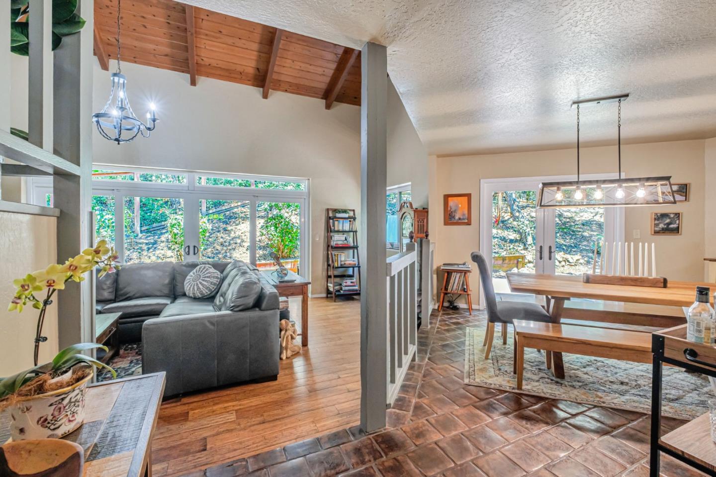 4858 Freedom Boulevard