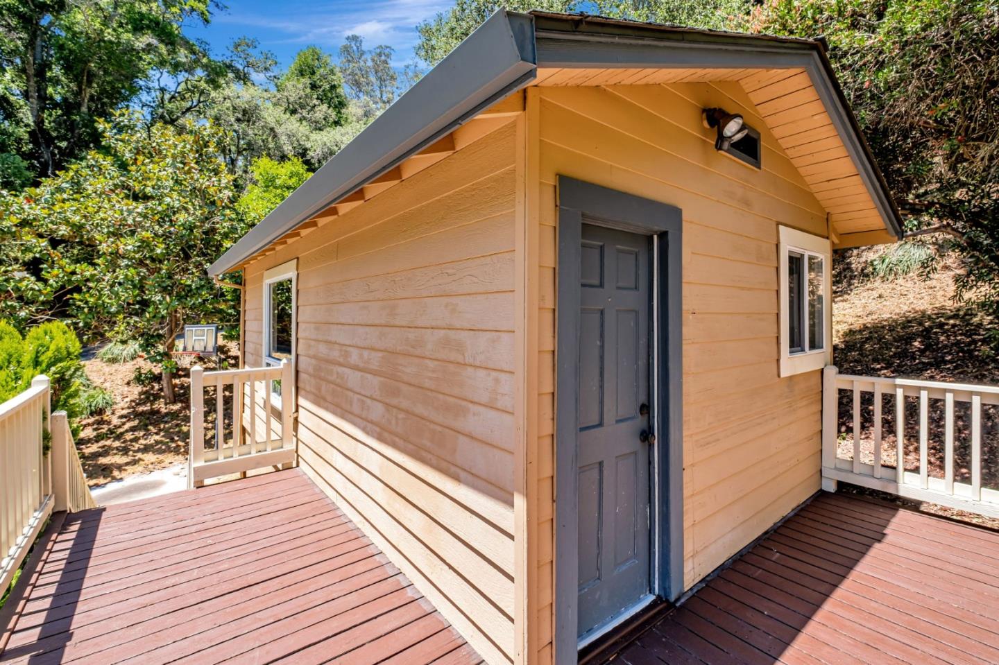 4858 Freedom Boulevard