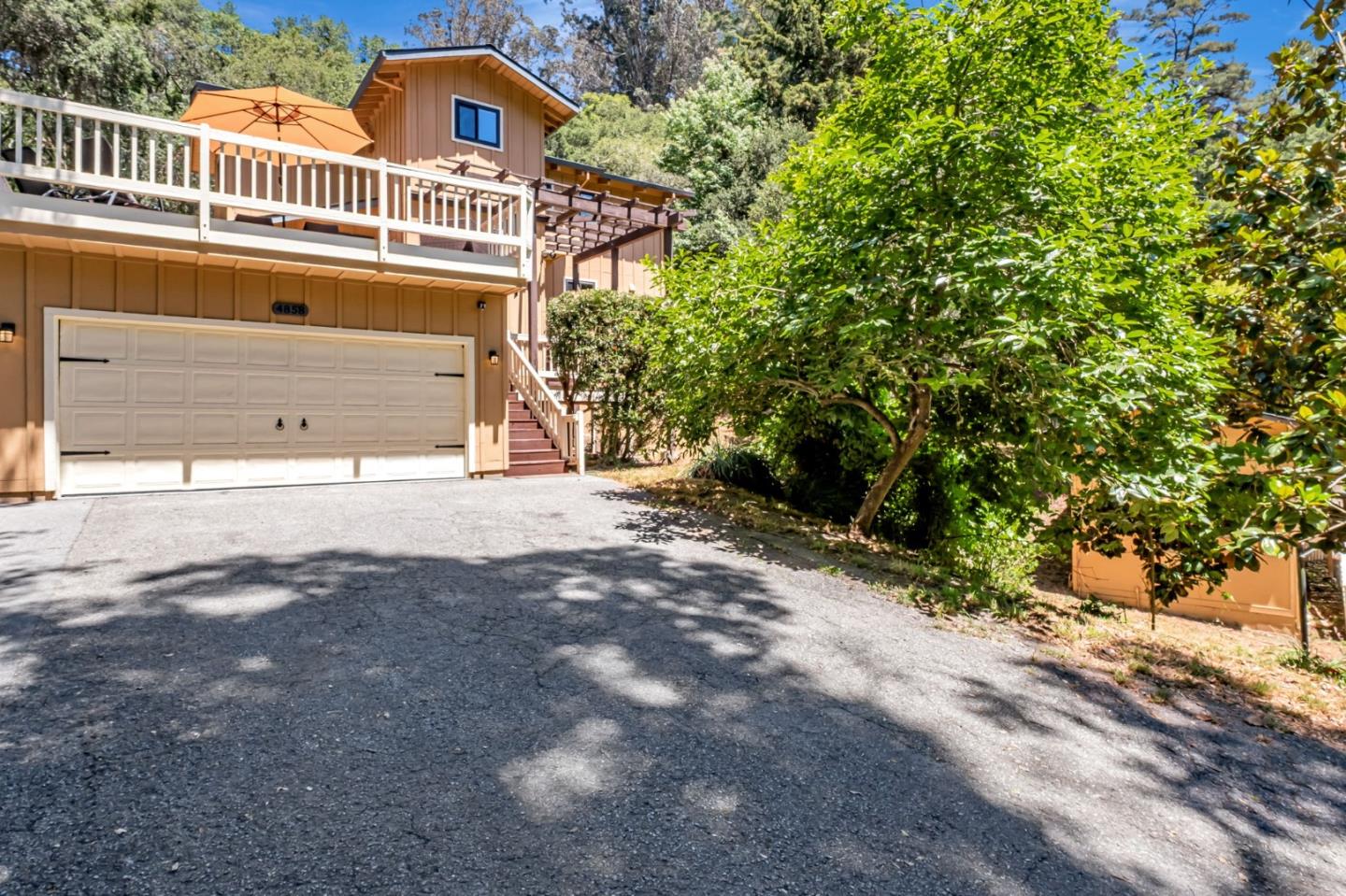 4858 Freedom Boulevard