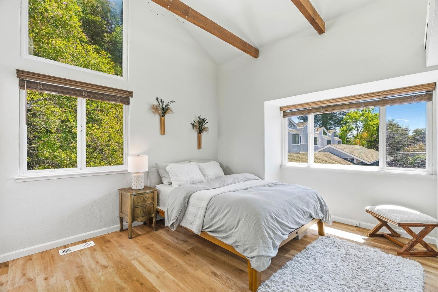 1200 Capitola Road 7