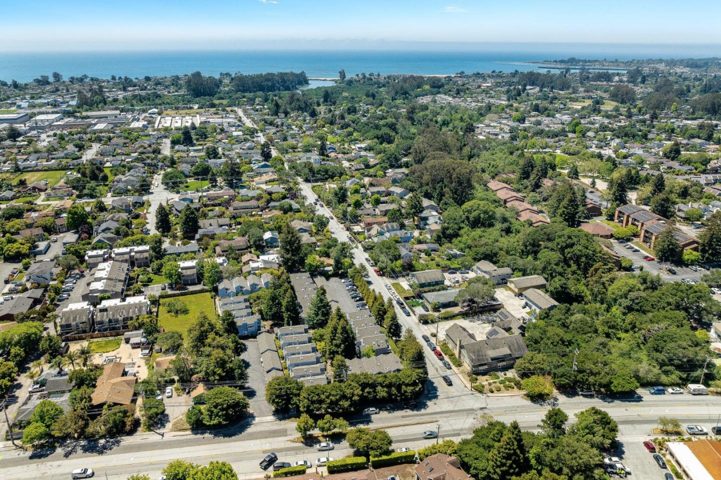 1200 Capitola Road 7