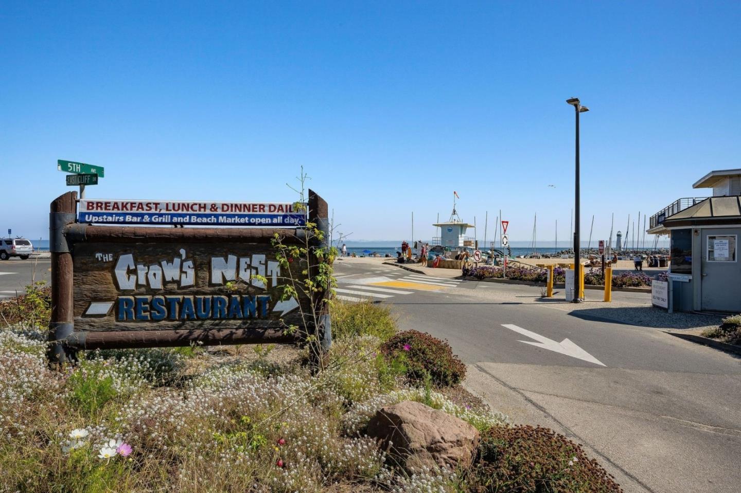 1200 Capitola Road 7