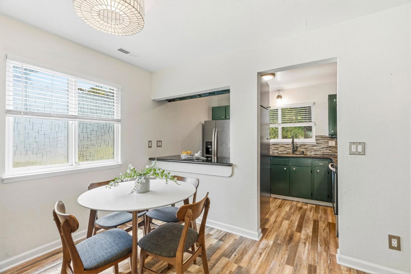 1200 Capitola Road 7