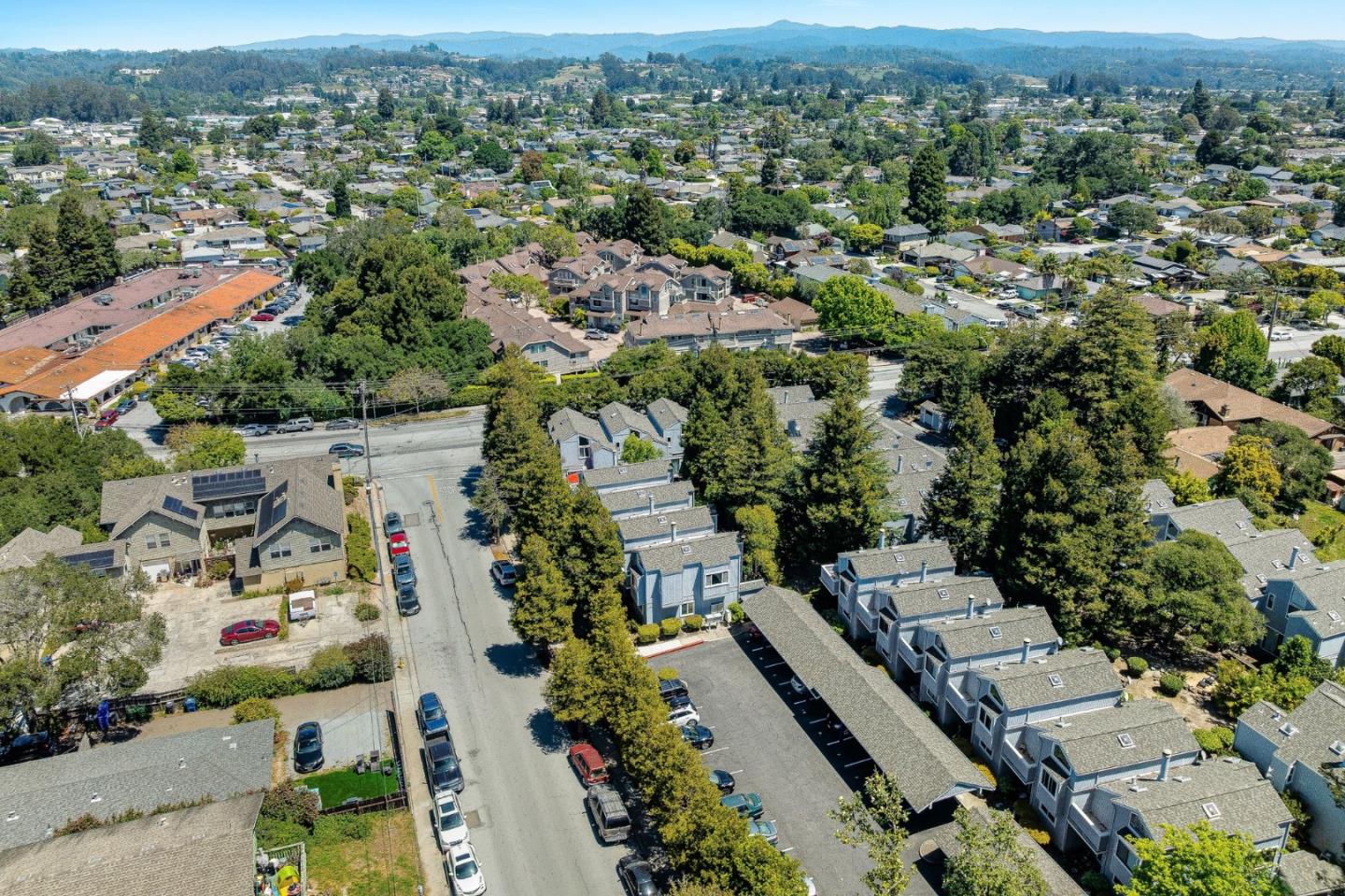 1200 Capitola Road 7