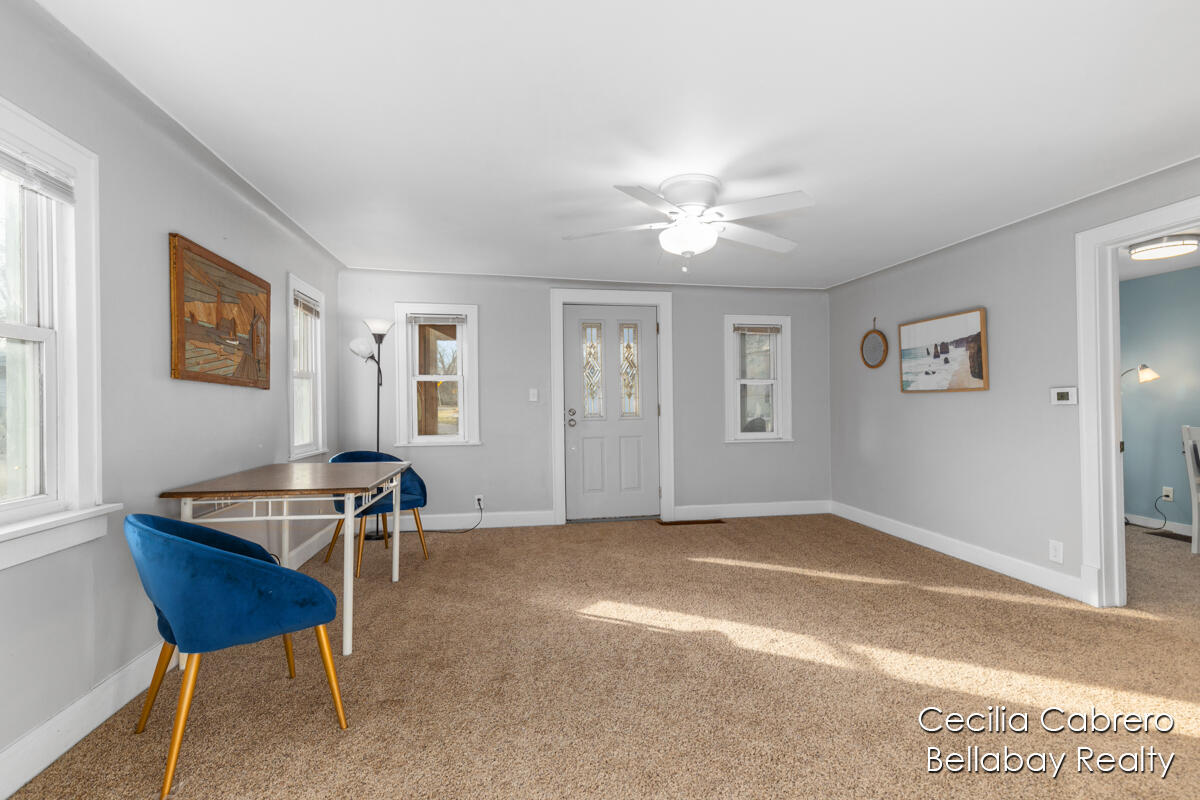 617 Wright Street NE