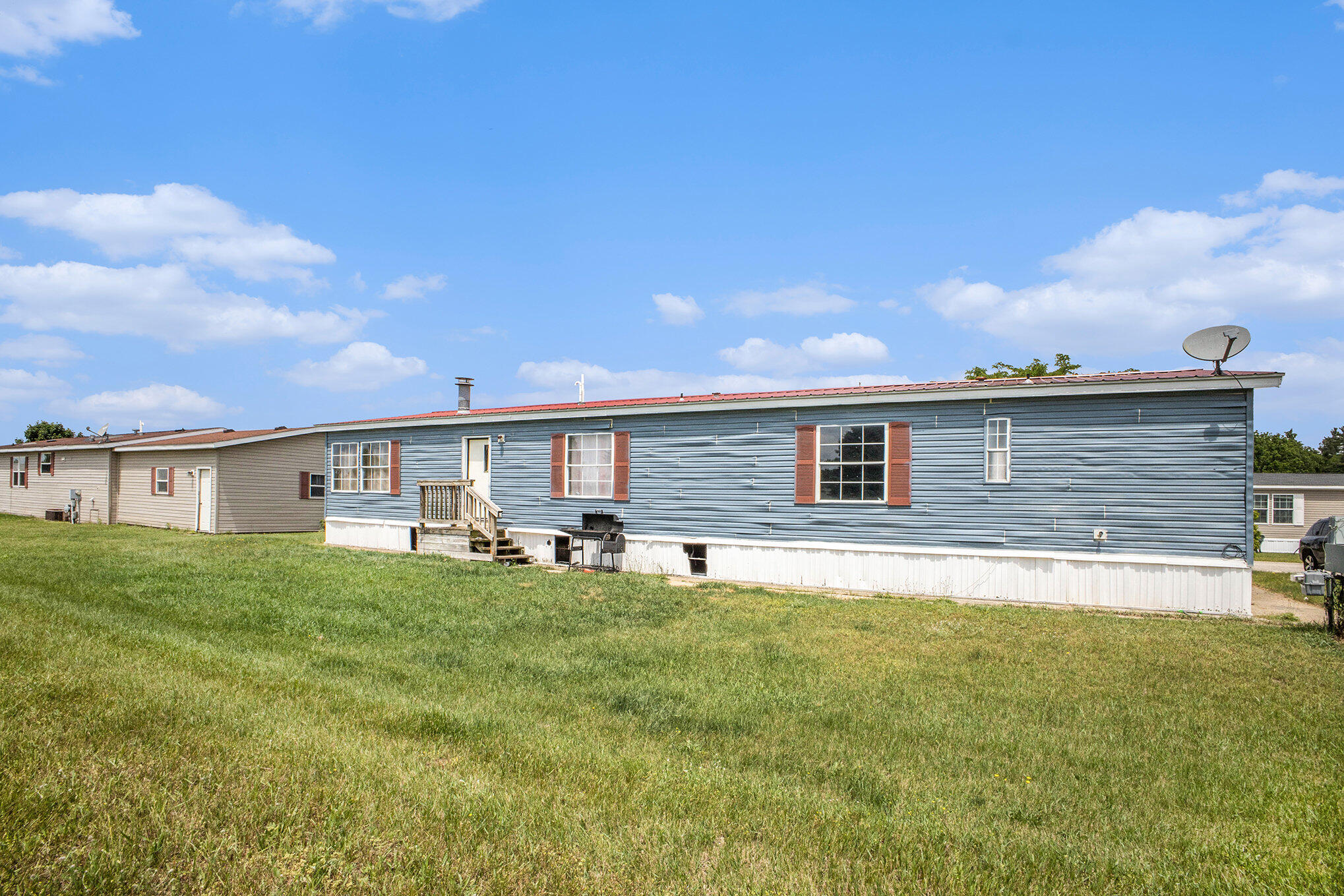 828 Buttonwood