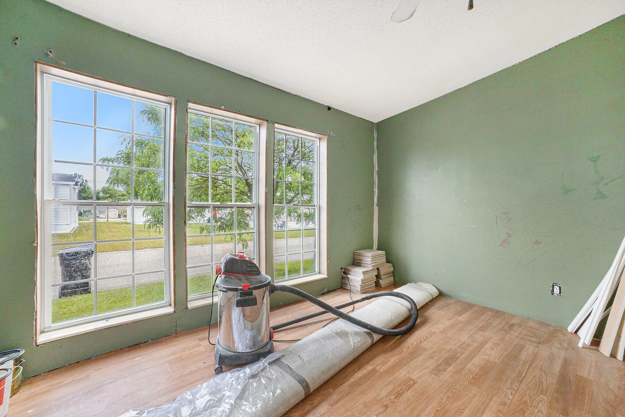 828 Buttonwood