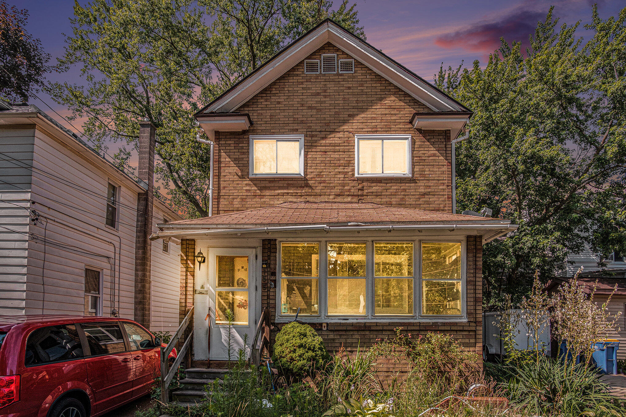 155 Palmer Street NE