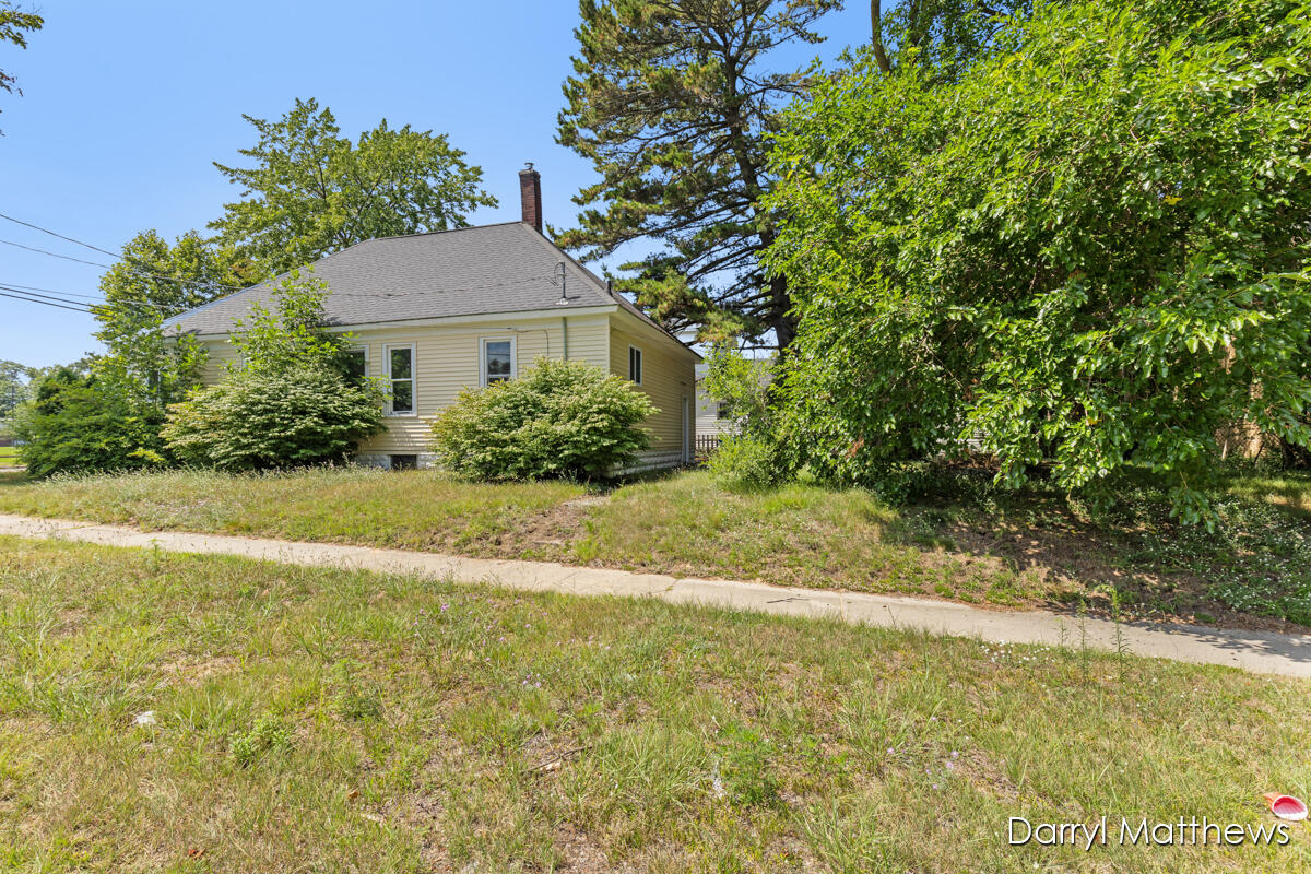 374 W Southern Avenue
