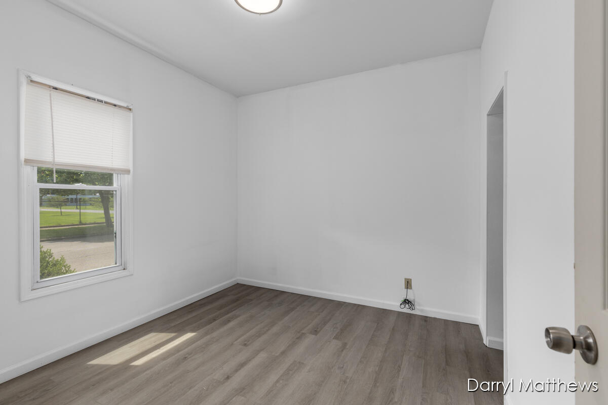 374 W Southern Avenue