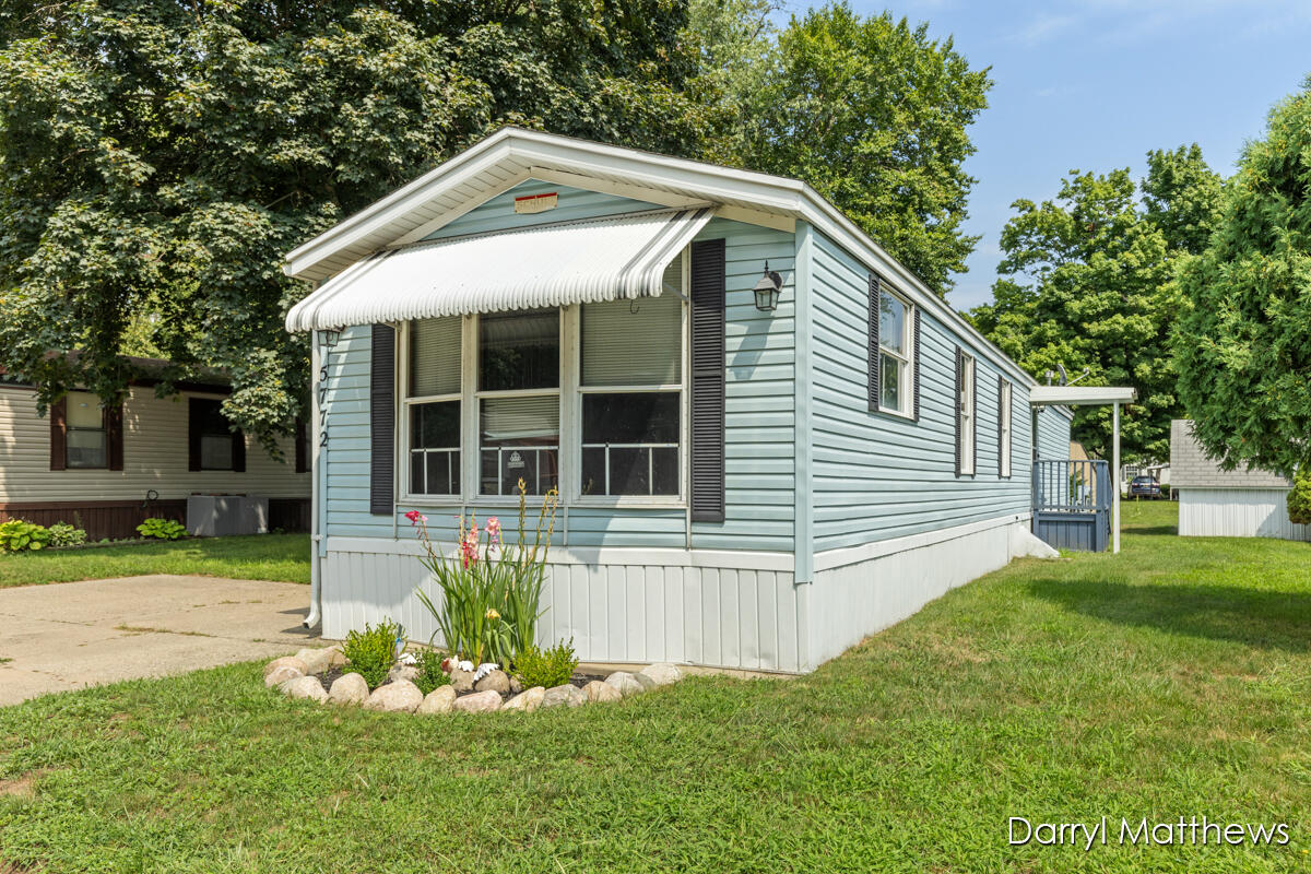 5772 Pinebrook Avenue SE