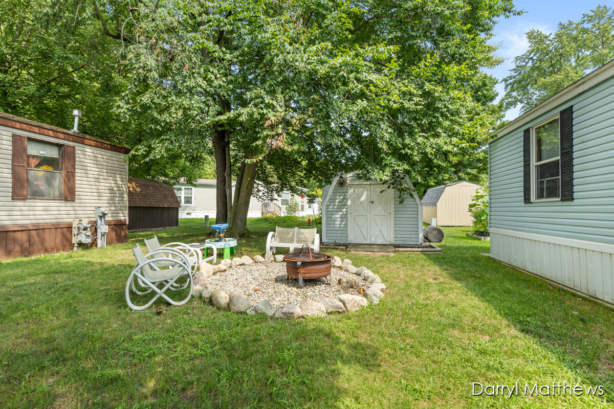 5772 Pinebrook Avenue SE