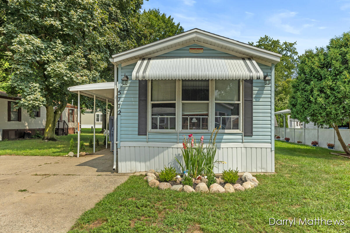 5772 Pinebrook Avenue SE