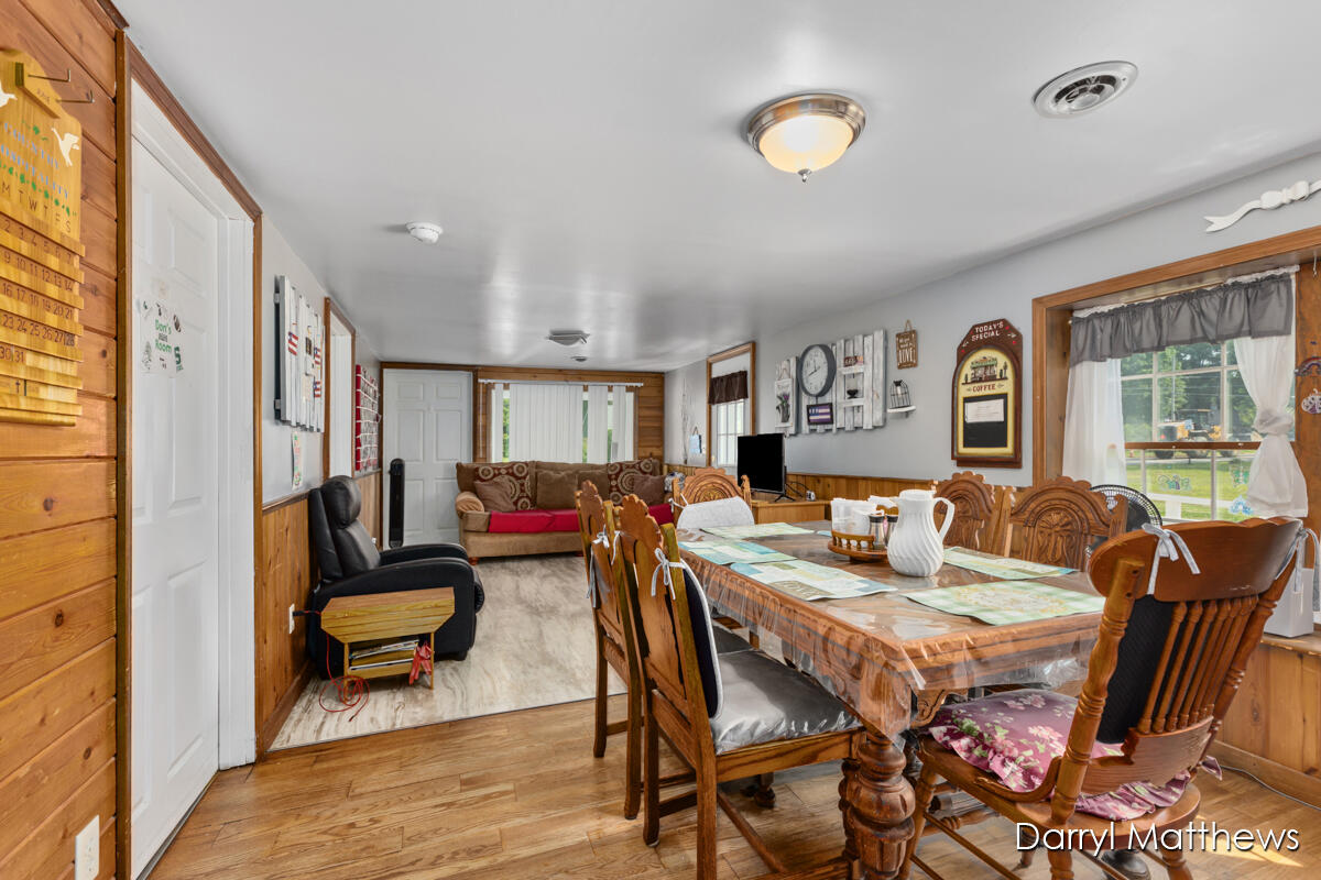 298 Hawley Street