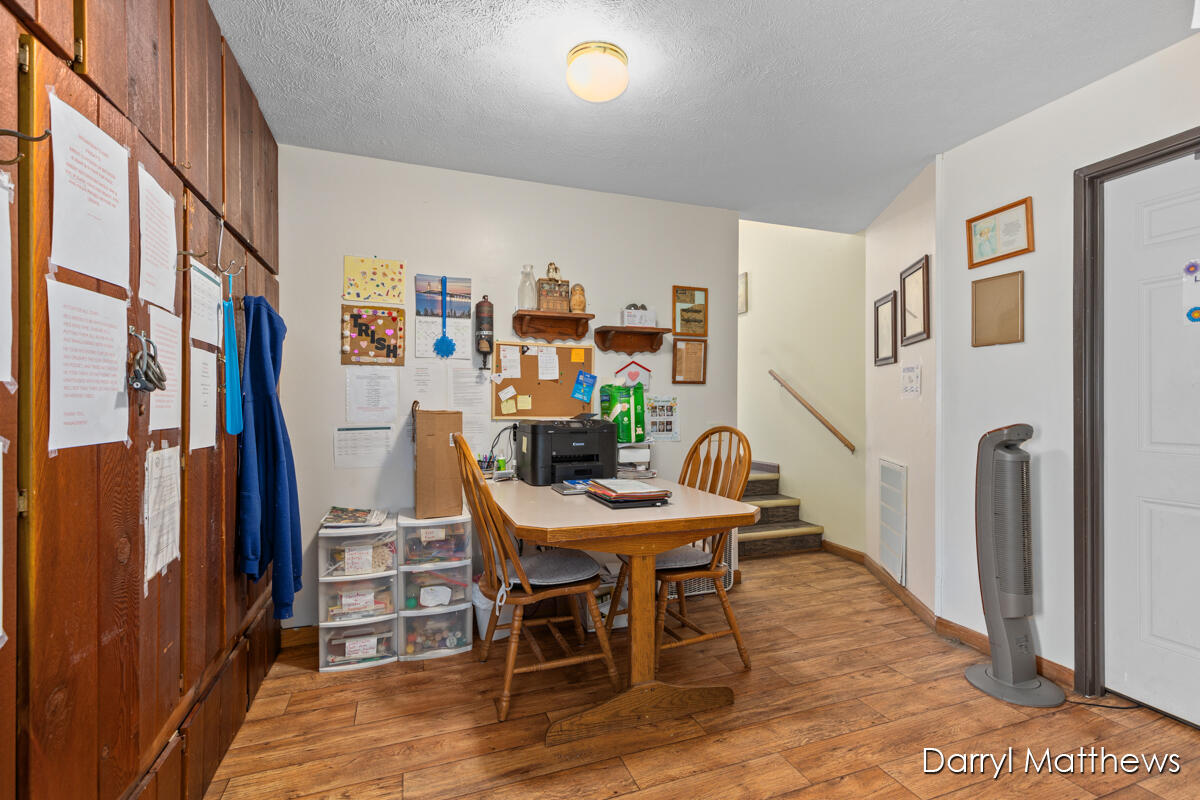 298 Hawley Street