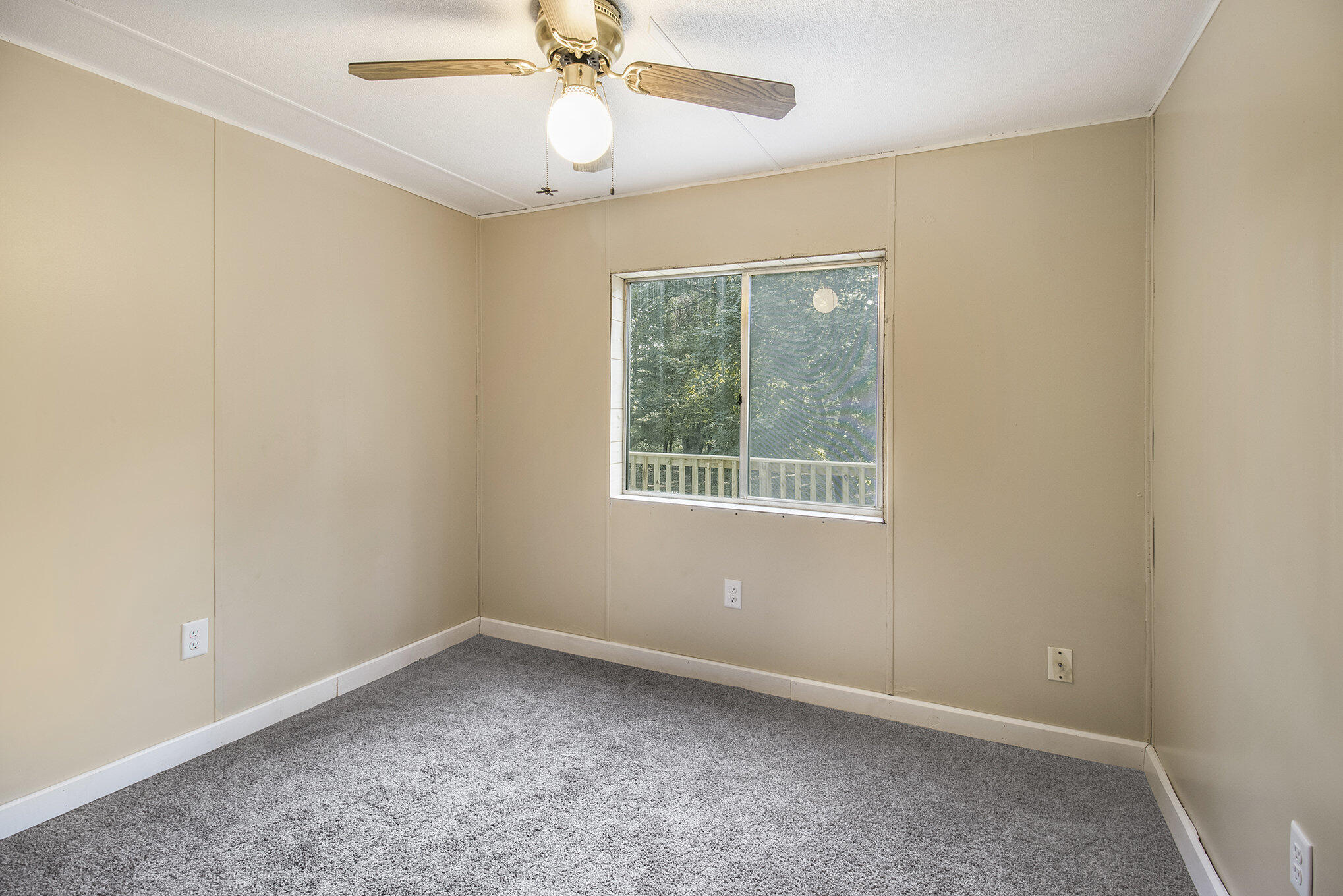 8314 S Poplar Avenue