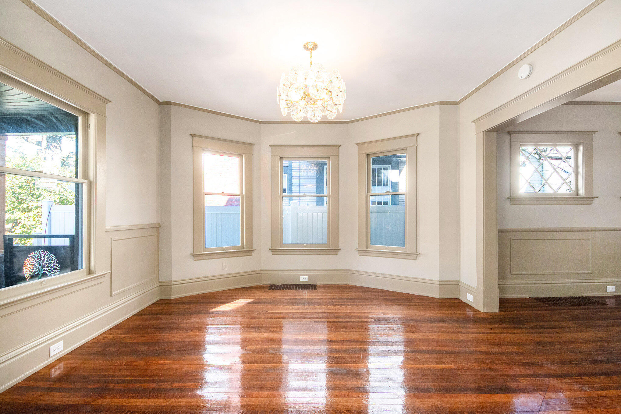 70 Grand Avenue NE