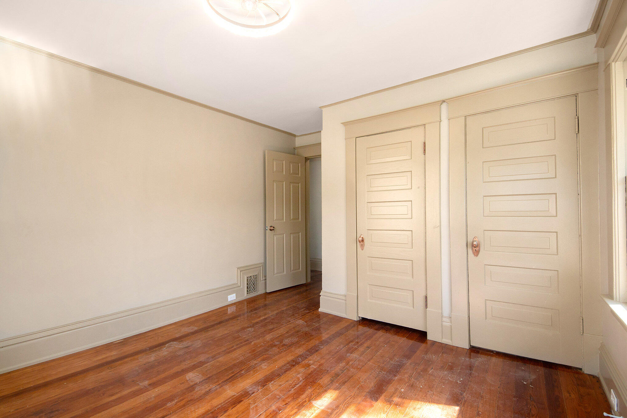 70 Grand Avenue NE