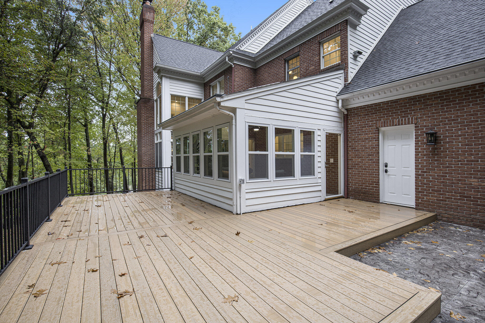 1233 Ballybunion Court SE