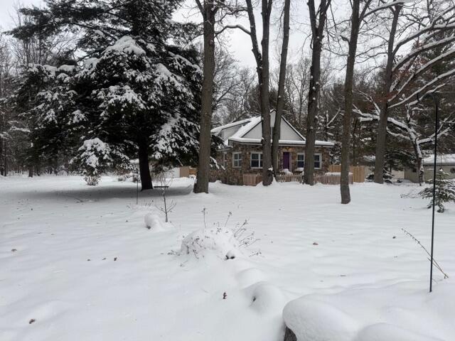 2053 W Parklane