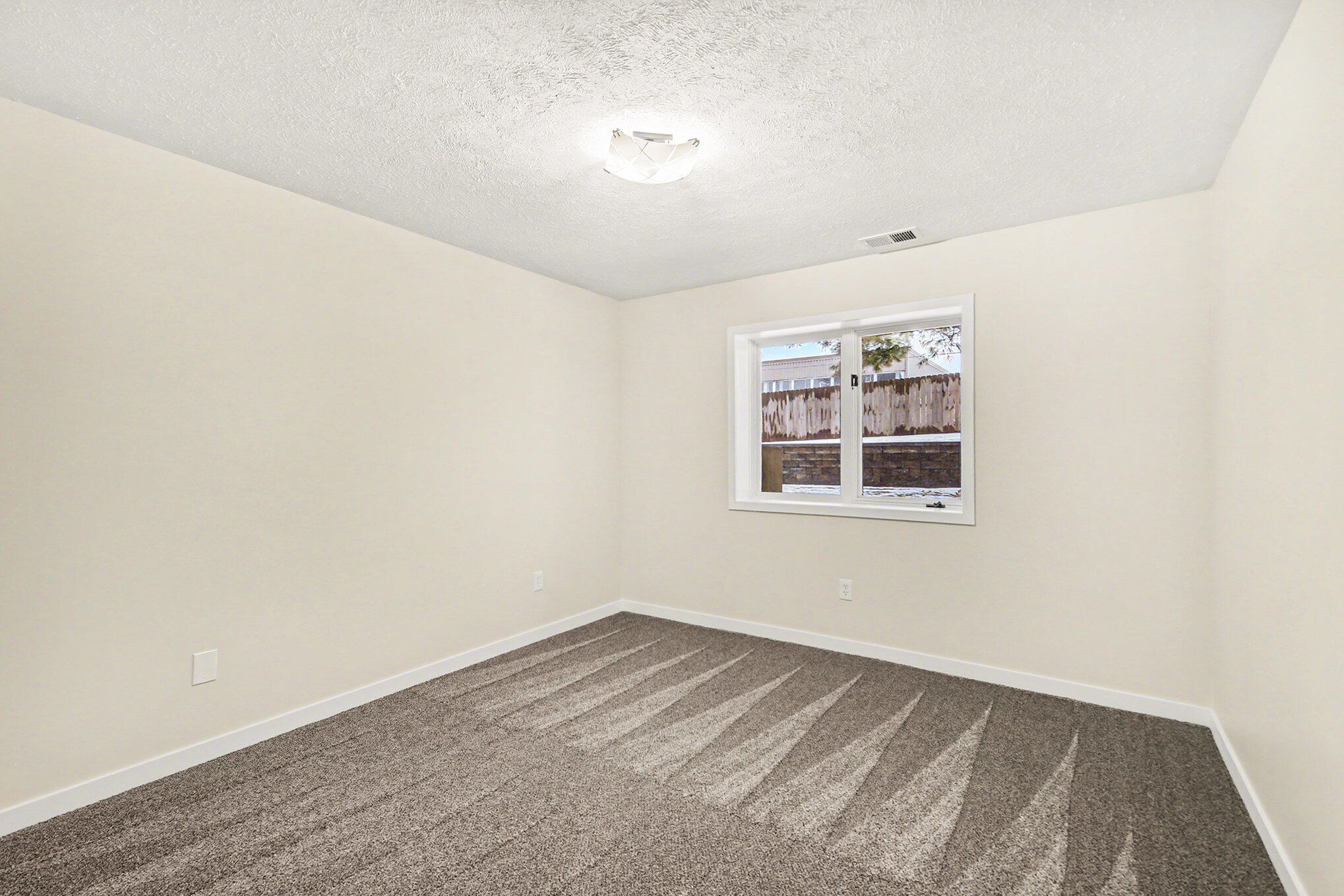 2671 Stonebluff Drive SW