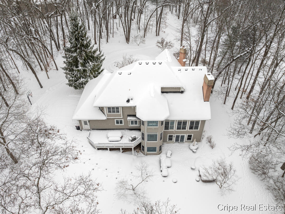 1620 Foothills Trail NE