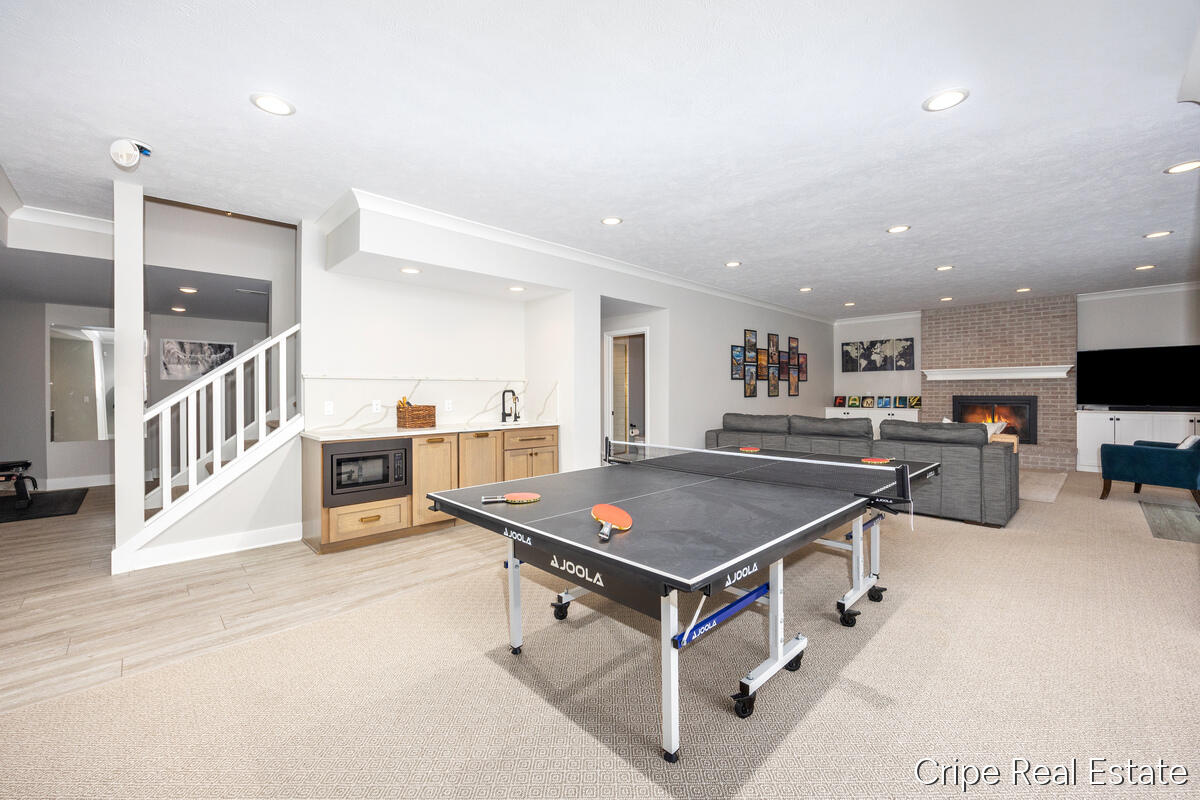 1620 Foothills Trail NE