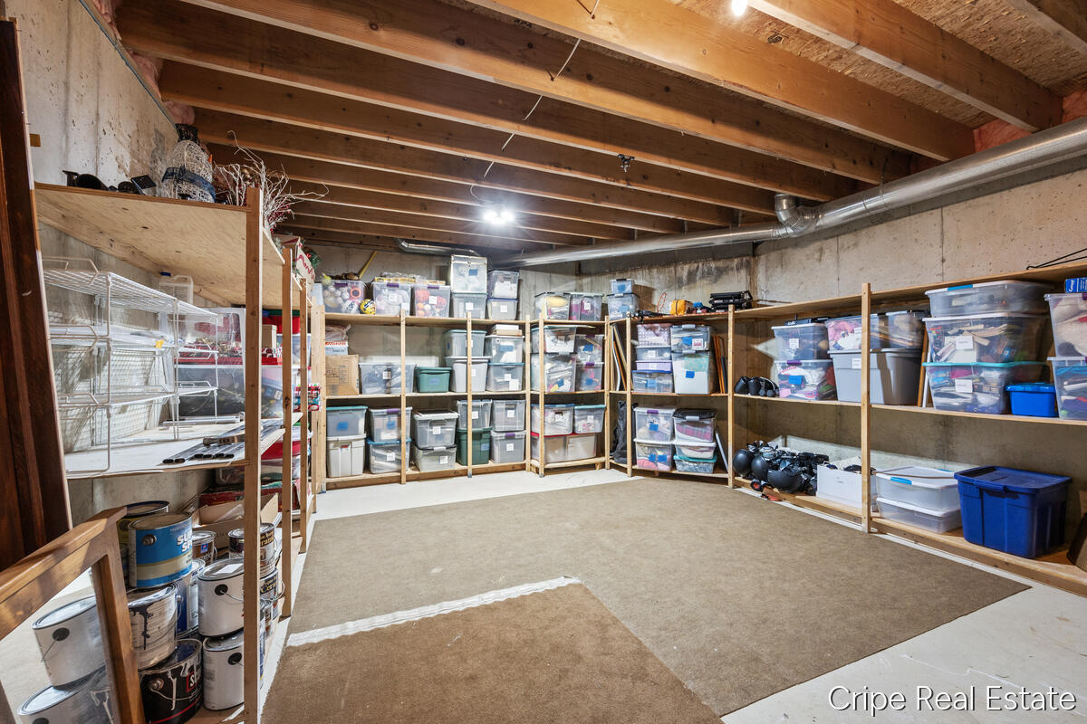 1620 Foothills Trail NE